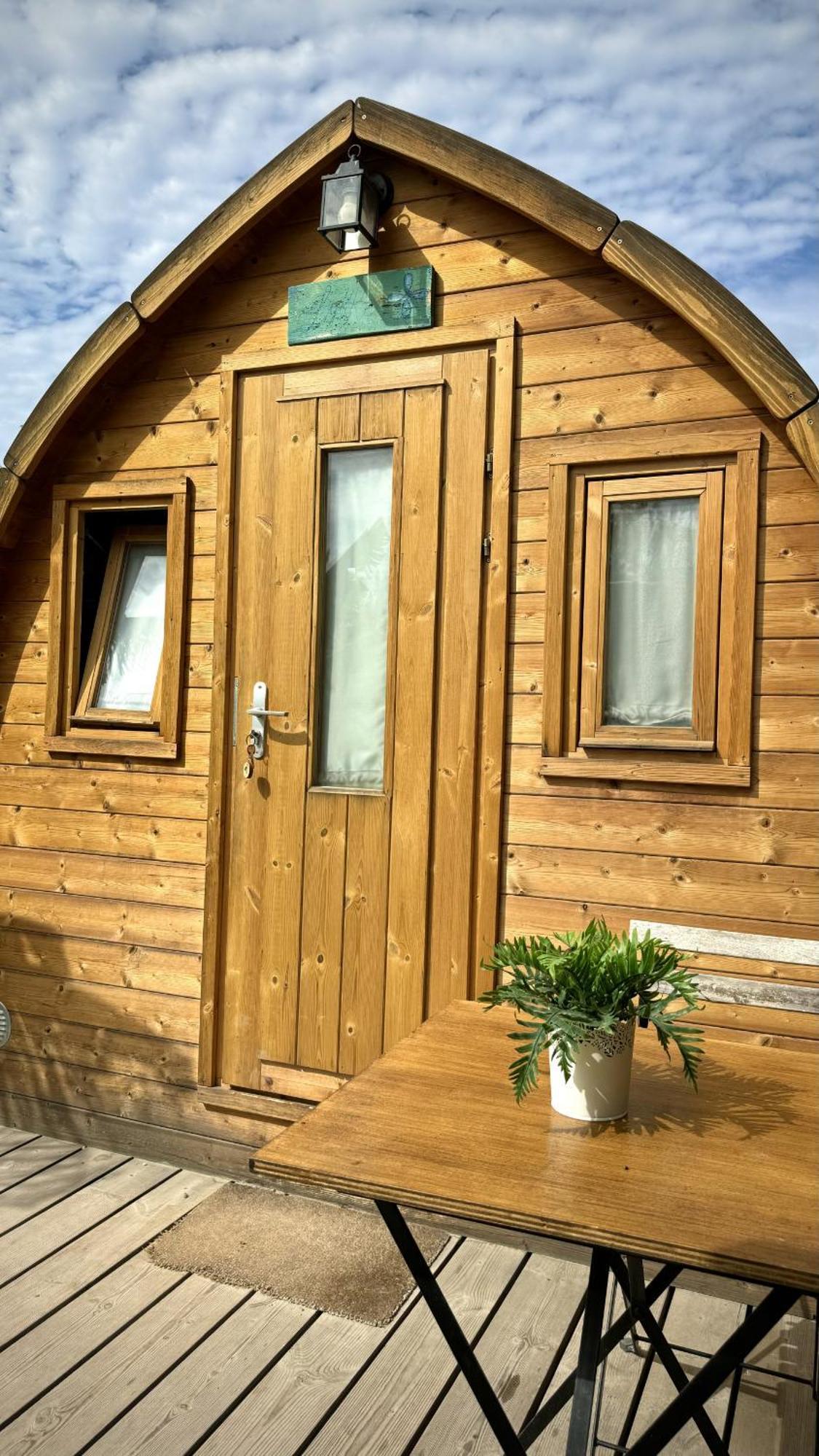 Lykke Suite Spa Sauna Piscina Y Jardin Buzanada Exterior foto
